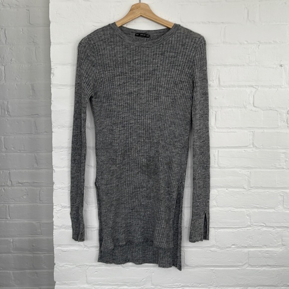 ZARA Knit Ribbed Top - Picture 2 of 6